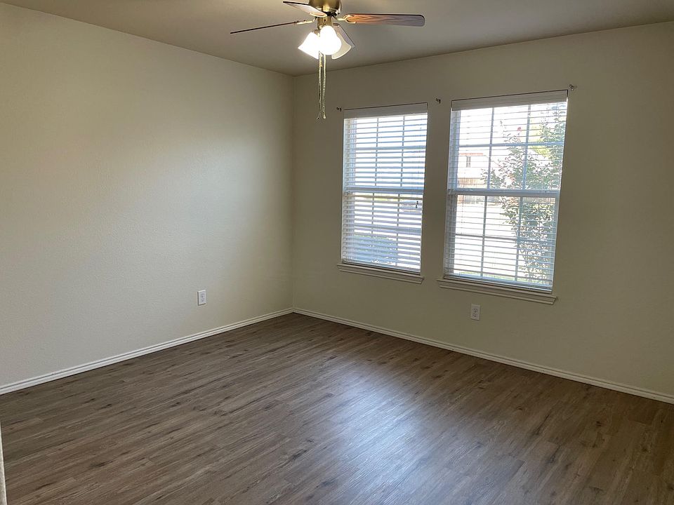 1st image of 12737 Northern Pine Dr