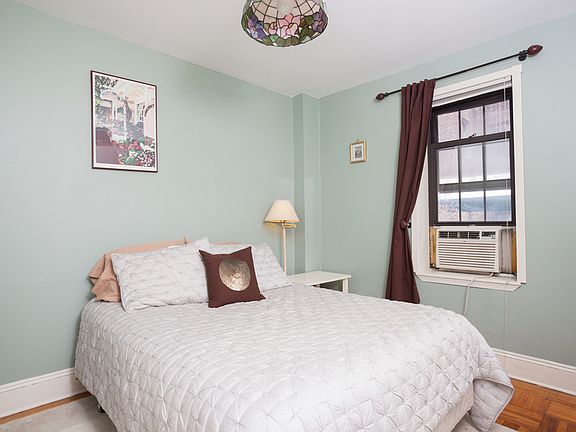 5th image of 2 Grace Ct APT 1P