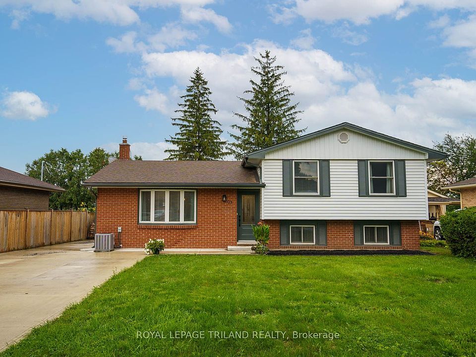 1st image of 93 Goldwick Cres