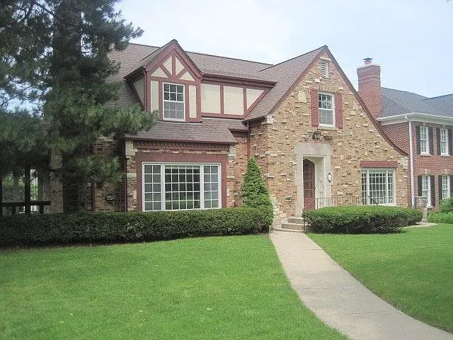 4 bed, 2.5 bath, $7,000 — Photo 2