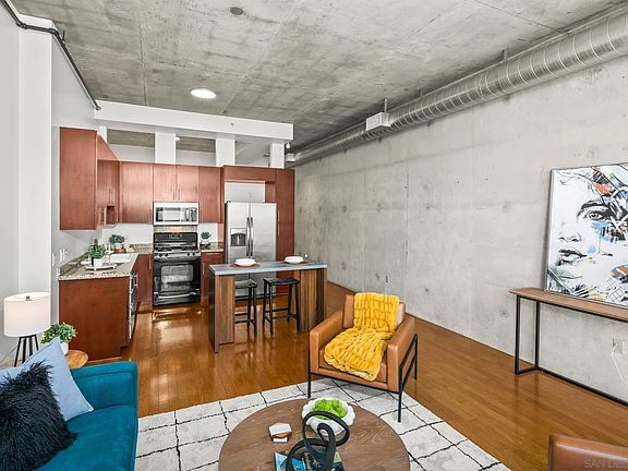 5th image of 1025 Island Ave Unit 406