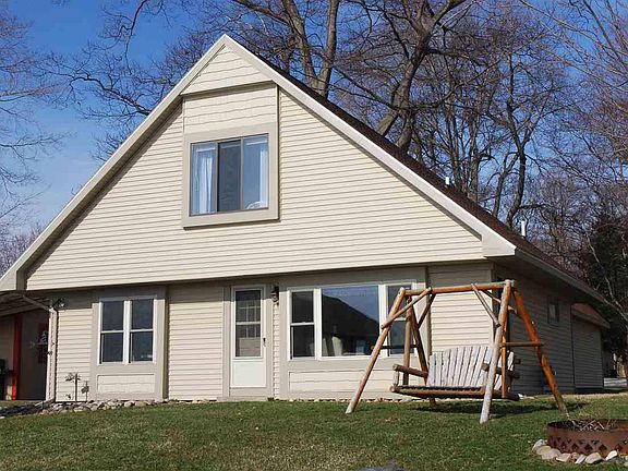 4th image of 2145 Douglas Dr