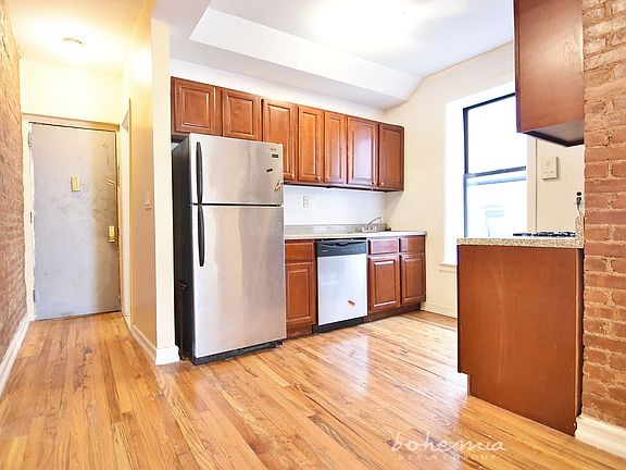 2nd image of 514 W 135th St APT 23
