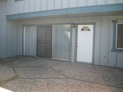 2602 Fairmont Ln photo 1