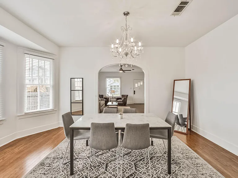 4518 Bernardo De Galvez Ave — Photo 10