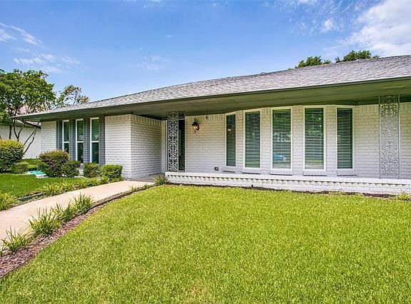 2nd image of 2413 Kimberly Ln #2413