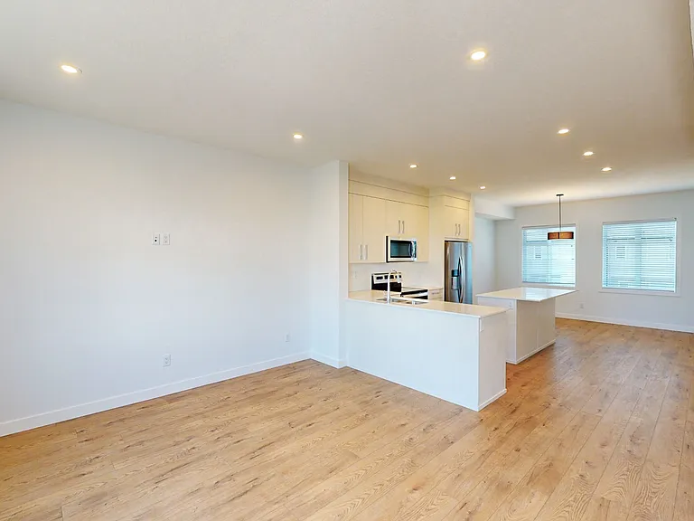 14225 1st St NW #504 — Photo 2