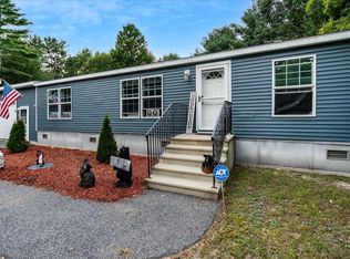 85 Meadows Dr, Hopkinton, NH 03229