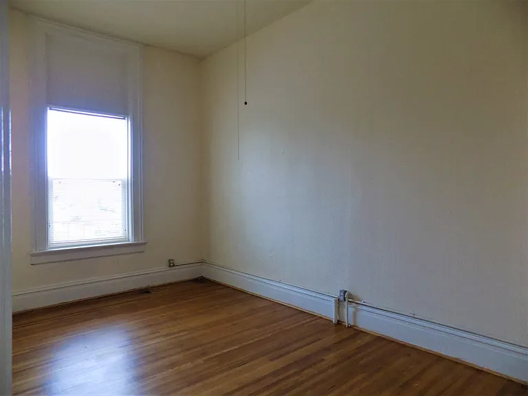 56 E Burlington Ave — Photo 5