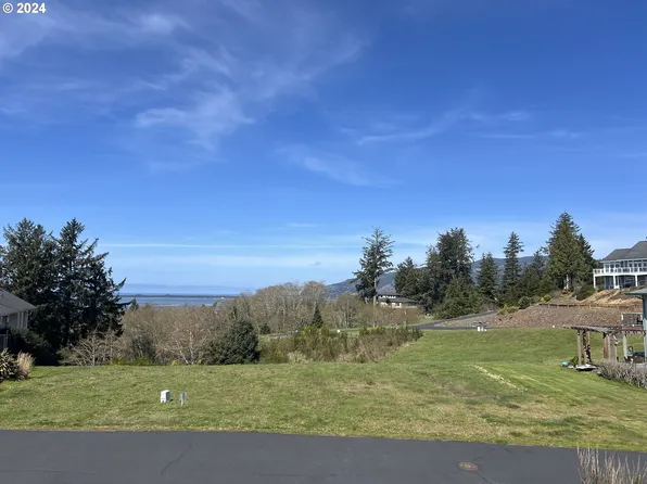 Ocean Ct #27, Bay City, OR 97107