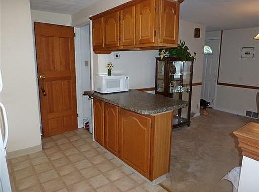 4th image of 46 Glenburn Dr