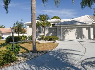 1505 Kelliwood Ct, Sun City Center, FL 33573