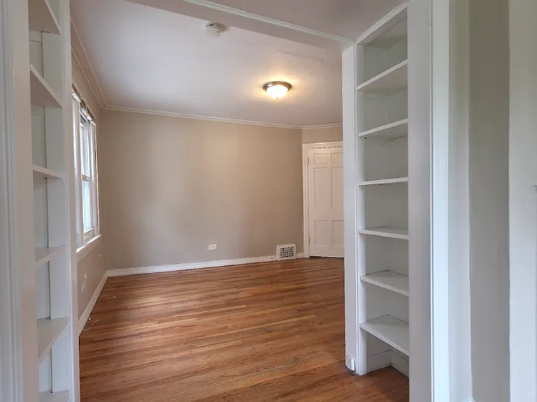 17014 Kenyon Rd — Photo 4