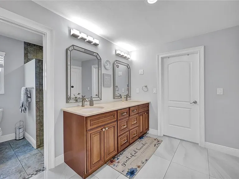 6448 Griffin Blvd — Photo 28