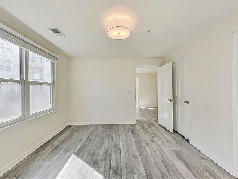 15300 Diamond Cove Ter #4 — Photo 15