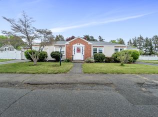 8 Greystone Ave #1, Haverhill, MA 01835