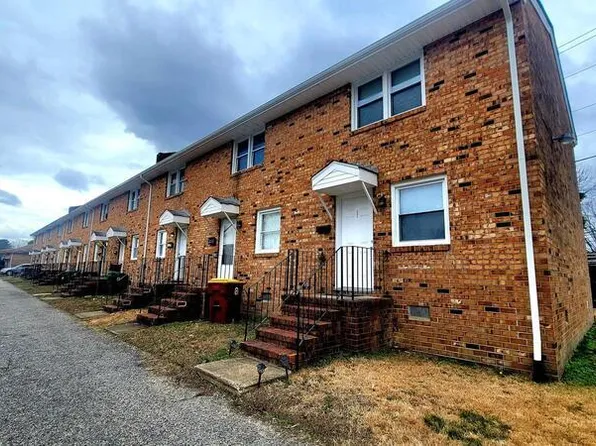 1518 W Clara Dr, Petersburg, VA 23803