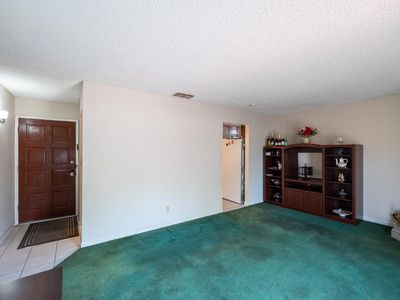859 11th St, Sanger, CA, 93657