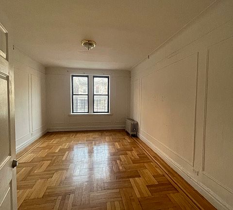 2nd image of 3165 Decatur Ave #6