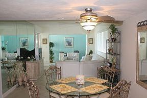 5th image of 79901 Overseas Hwy APT 402