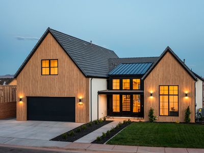 1964 Creek Side Ct, Washington, UT, 84780