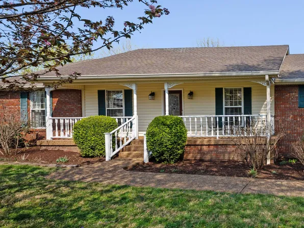 307 Dawn Pl, Lebanon, TN 37087