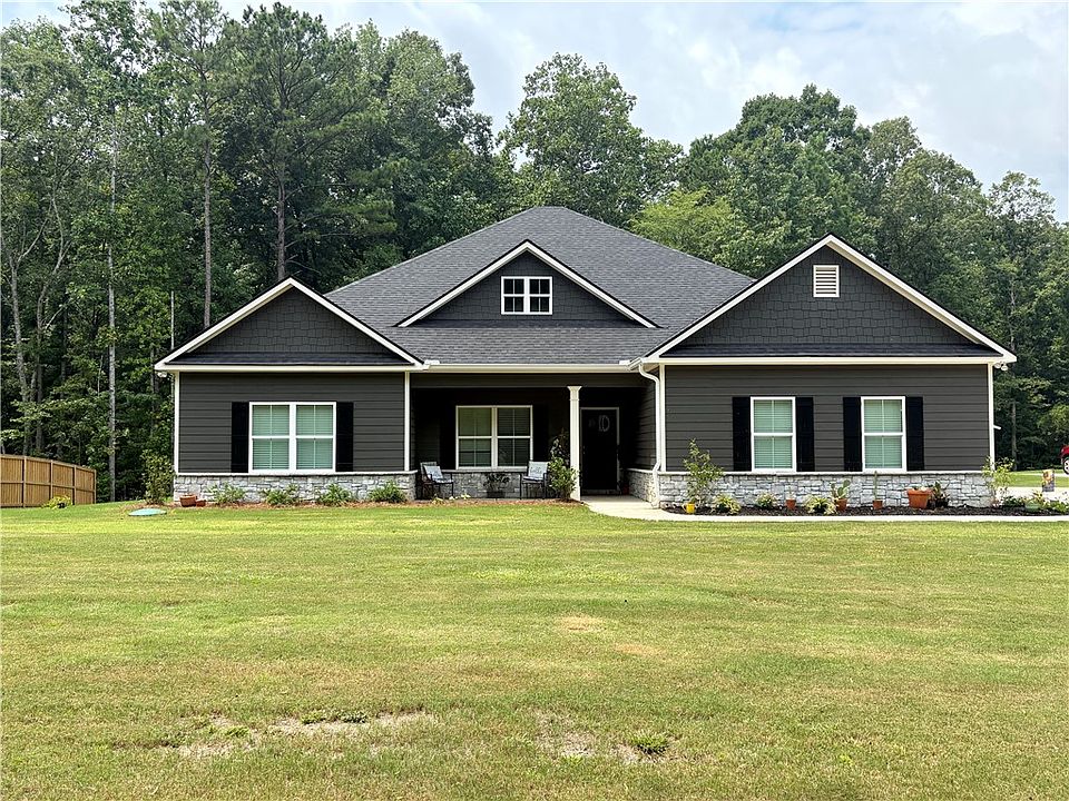 1st image of 1925 Lee Road 288