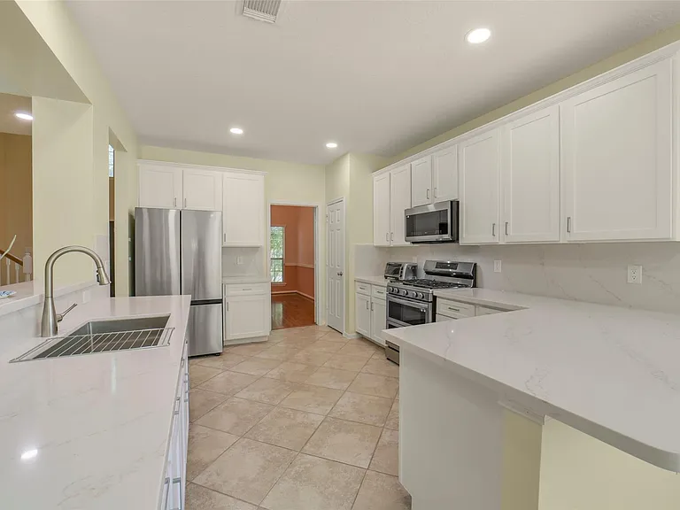 2414 Falcon Knoll Ln — Photo 18