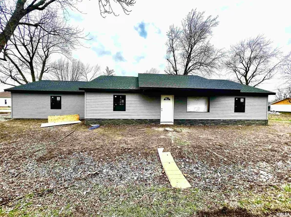 403 N Elm St, Sesser, IL 62884