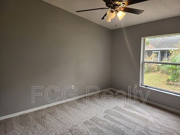 5th image of 243 Kings Pond Ave