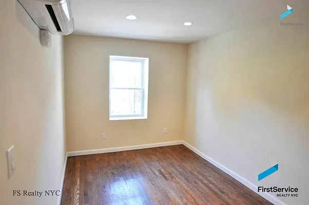 Rented by FirstService Realty (legacy) | media 24