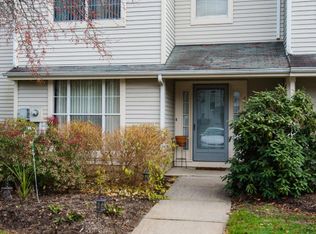 488 Cottonwood Ct, Howell, NJ 07731