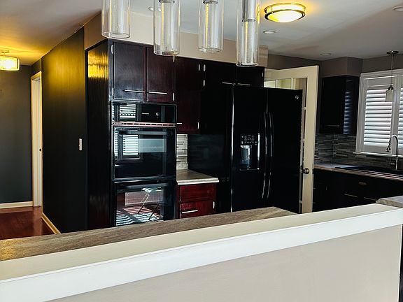 2nd image of 242 N Creek Dr #1