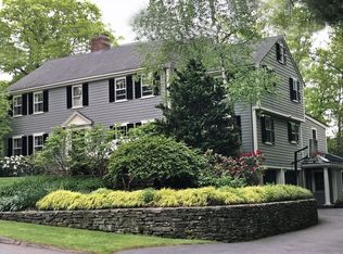 9 Deerfield Rd, Wellesley, MA 02481