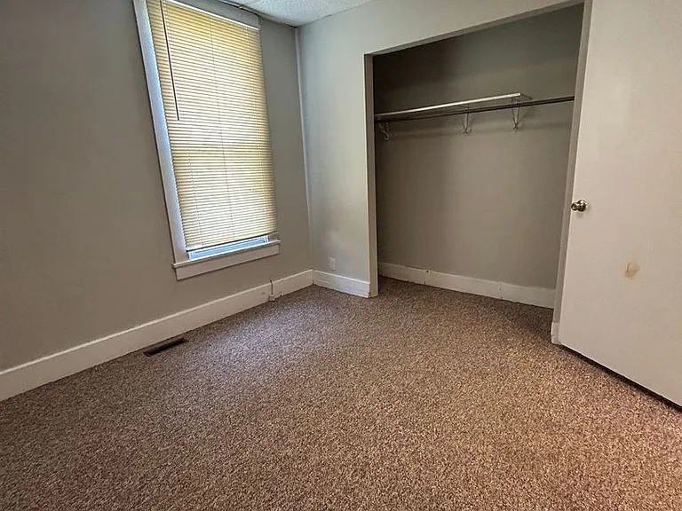 1402 Alabama St — Photo 6