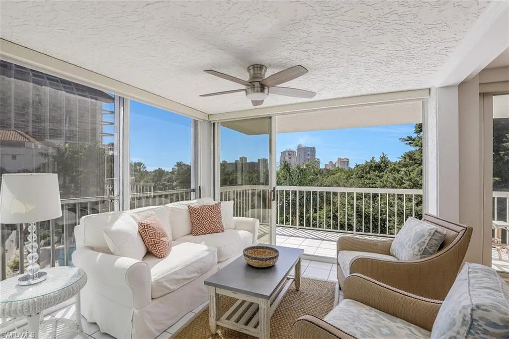 2 bed, 2.0 bath, 1230 sqft, $12,000 — Photo 2