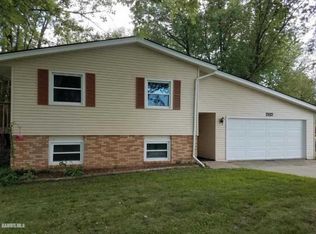 2112 Lake Summerset Rd, Davis, IL 61019