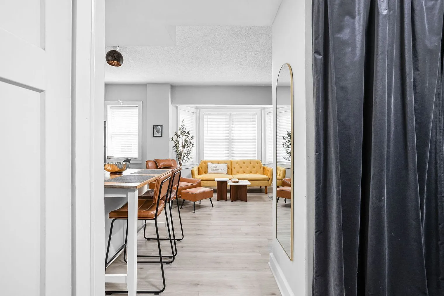 1 bed, 1.0 bath, 505 sqft, $2,034 — Photo 4
