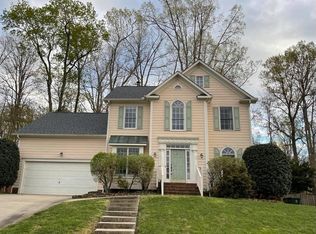 412 Silvergrove Dr, Cary, NC 27513