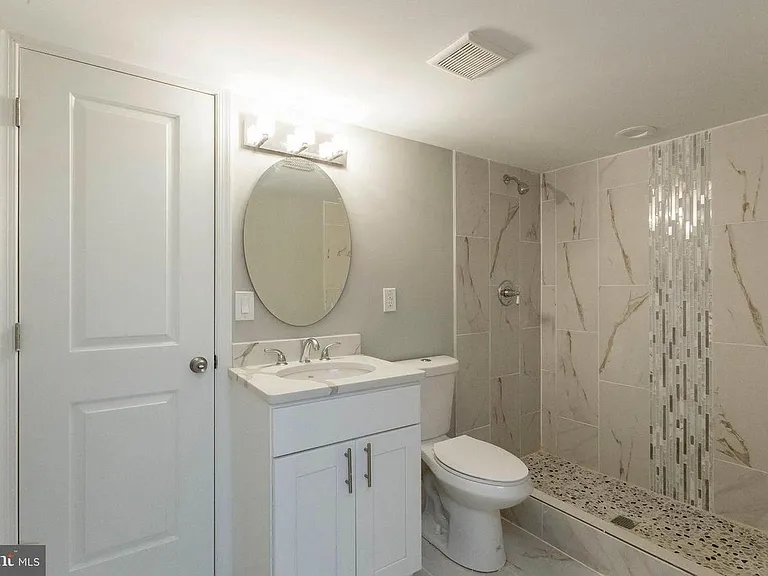 918 Hamilton St NW — Photo 22