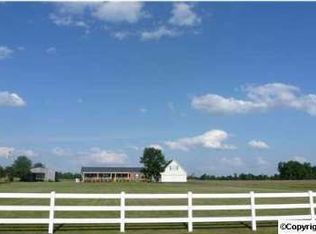 15724 Parker Rd W, Athens, AL 35611
