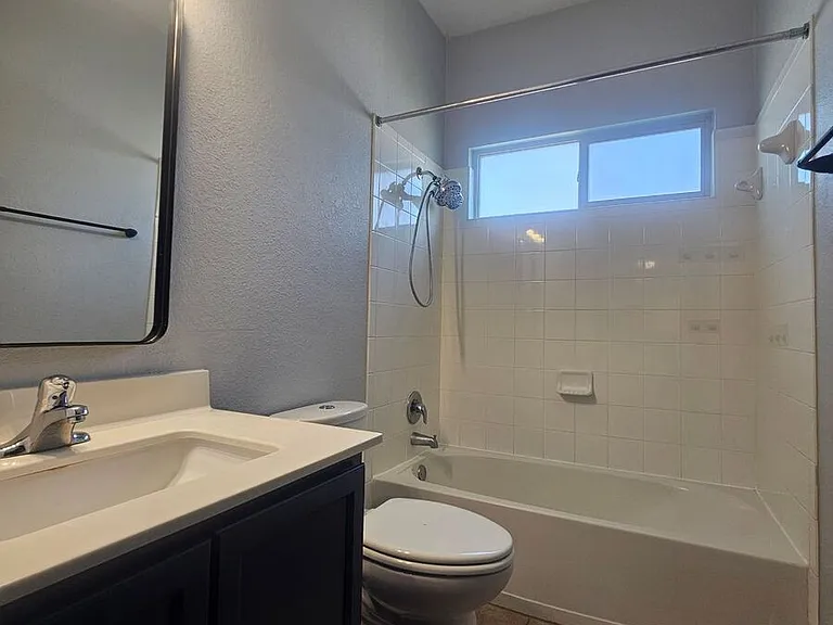6604 Mustang Creek Rd — Photo 10