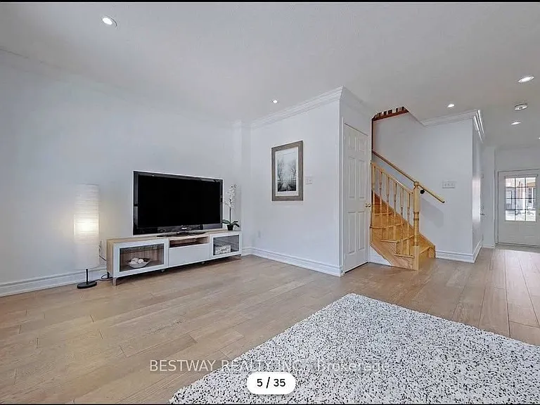 9 Mortlock St — Photo 4