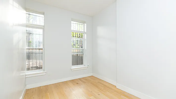 Rented by Nooklyn NYC LLC | media 29