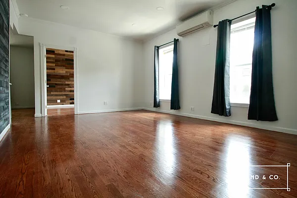 Rented by Grand & Co. | media 14