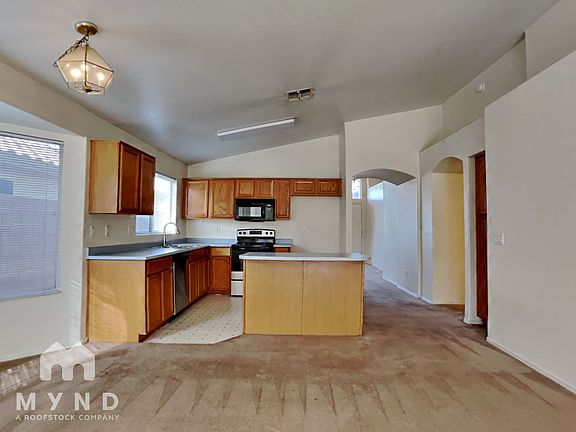 2nd image of 5035 W Ponderosa Ln