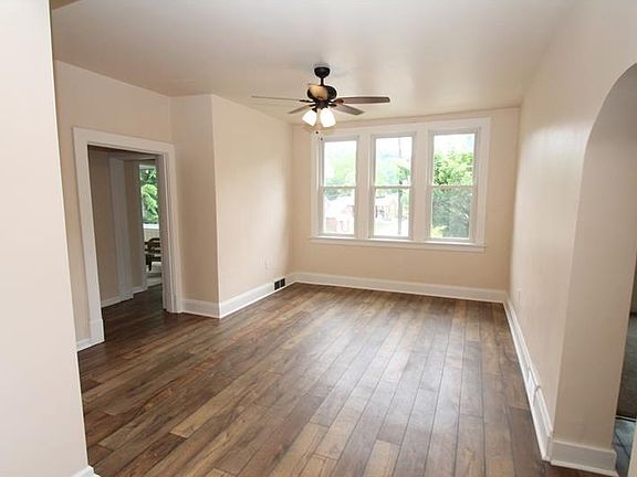 4th image of 1812 Harrison Ave