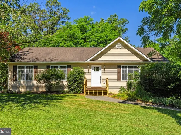 31 Marcum Ln, Harpers Ferry, WV 25425