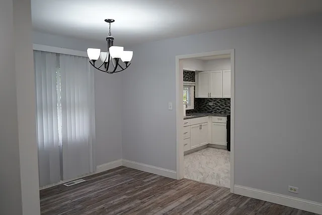8660 Frontage Rd — Photo 5