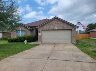201 Lone Star Blvd, Hutto, TX 78634